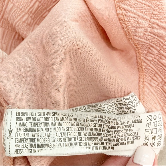 Forever 21 Pastel Pink Textured Crop Top L - Picture 5 of 5